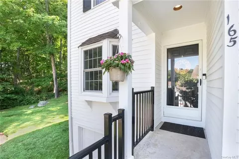 165 Jay Ct, Lewisboro, NY 10518