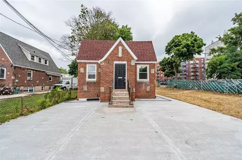 3167 Wissman Ave, New York, NY 10465