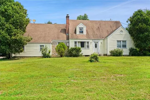 320 Vine Rd, Stamford, CT 06905