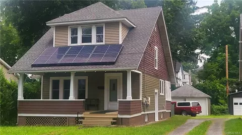 10 S Grand Ave, Poughkeepsie, NY 12603