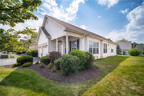 23 Sunflower St, Wallkill, NY 10940