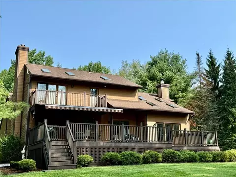 200 Otter Rd, Hamptonburgh, NY 10916
