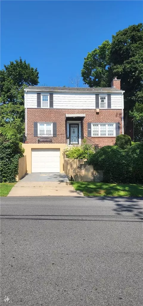 390 Westchester Ave, Mount Vernon, NY 10552