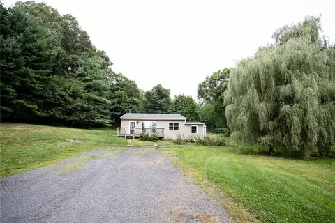 4 Celestial Way, Newburgh, NY 12550