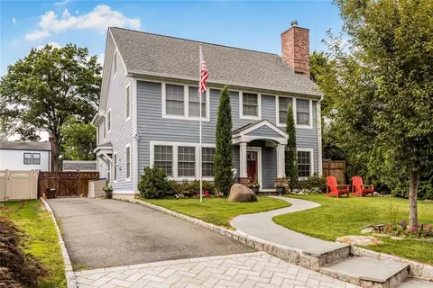 12 Joyce Rd, Eastchester, NY 10709