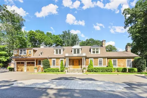 11 Rockledge Rd, Mount Pleasant, NY 10570