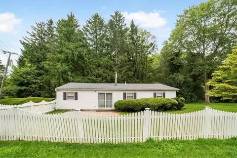 969 Union Rd, Yorktown, NY 10588