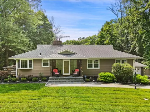 9 Skyview Dr, North Castle, NY 10504
