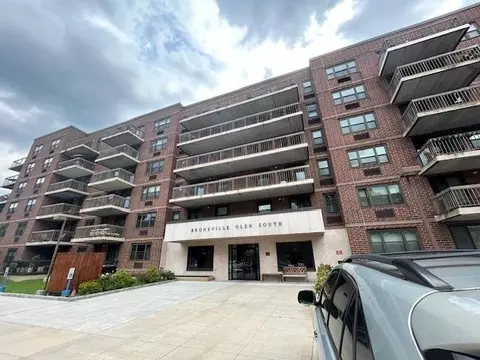 1376 Midland Ave #709, Bronxville, NY 10708