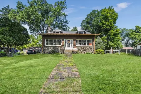 217 Old Bates Gates Rd, Wawayanda, NY 10958