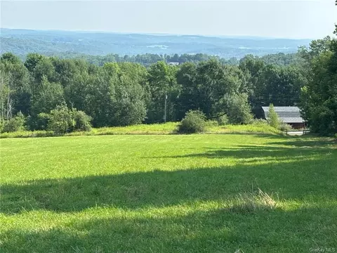 Hust Road, Callicoon, NY 12748