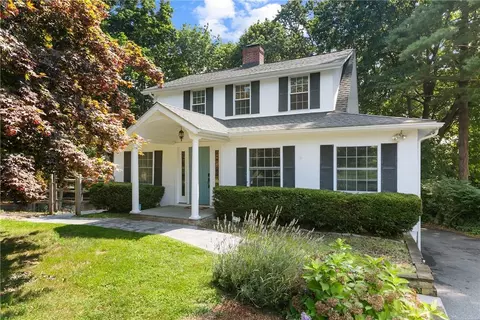 309 E Lake Blvd, Mahopac, NY 10541