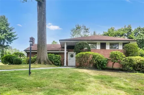 9 Mulberry Rd, Briarcliff Manor, NY 10510