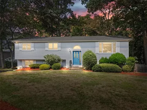 32 Balmoral Dr, Ramapo, NY 10977