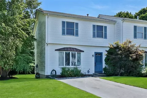 115 Zugibe Ct, West Haverstraw, NY 10993