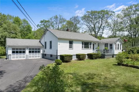 86 Nelson Hoff Rd, Saugerties, NY 12477