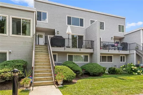 208 Harris Rd #GB7, Bedford Hills, NY 10507