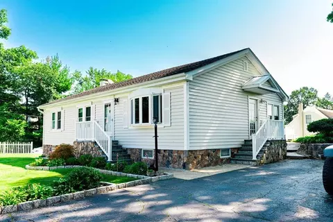 407 Haviland Dr, Patterson, NY 12563