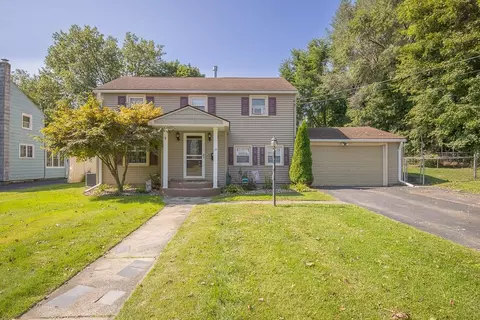24 Stratton Ave, Wallkill, NY 10940