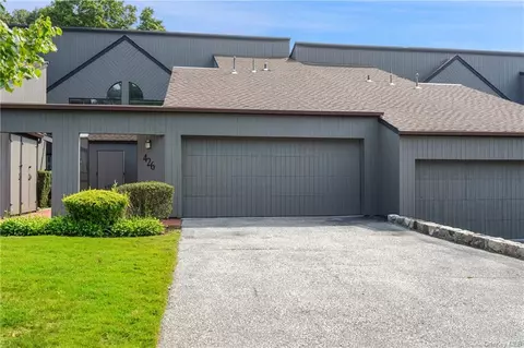 426 Pine Grove Ln, Greenburgh, NY 10530