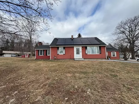 24 Kirbytown Rd, Wawayanda, NY 10940