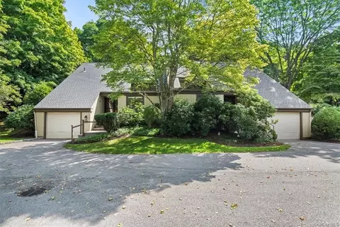 145 Heritage Hls #A, Somers, NY 10589