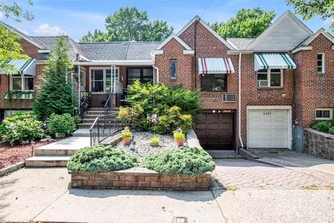 1755 Seminole Ave, New York, NY 10461