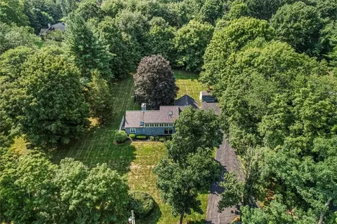 7 Granite Springs Rd, Granite Springs, NY 10527