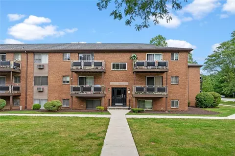 33 Tanager Rd #3301, Kiryas Joel, NY 10950