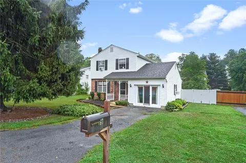 9 Edmunds Ln, Walden, NY 12586