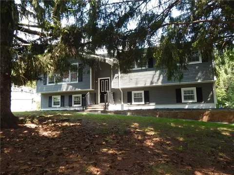 1 Silver Mine Rd, Mamakating, NY 10940