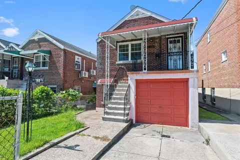 2569 Laconia Ave, New York, NY 10469