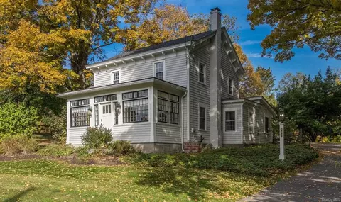 432 Clinton Corners Rd, Clinton, NY 12514