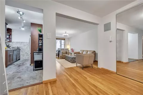 Undisclosed, New York, NY 11375