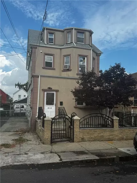 Undisclosed, New York, NY 11419