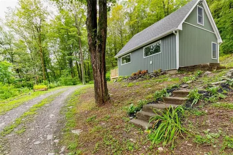 Undisclosed, Stanfordville, NY 12581