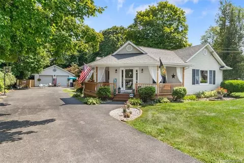 3616 James St, Yorktown, NY 10588
