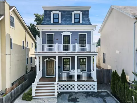 54 Hudson St, Mount Pleasant, NY 10591