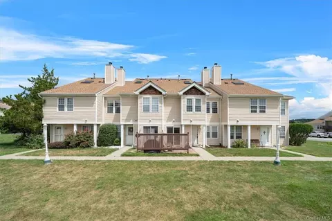 3320 Whispering Hls, Chester, NY 10918