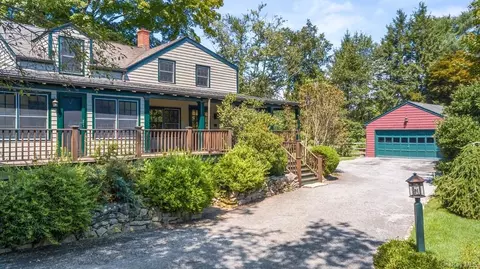207 Kitchawan Rd, Lewisboro, NY 10590