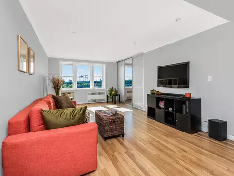2530 Independence Ave #6K, Bronx, NY 10463