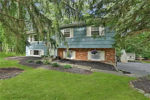 22 Madison Hill Rd, Ramapo, NY 10901