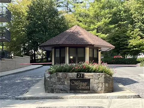 25 Rockledge Ave #1218, White Plains, NY 10601