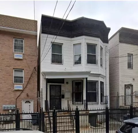 619 E 178th St, New York, NY 10457