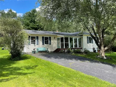 29 Cutler Rd, Swan Lake, NY 12783