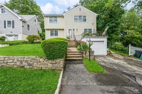 27 Grandview Ave, Greenburgh, NY 10502