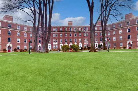 445 Gramatan Ave #BD2, Mount Vernon, NY 10552