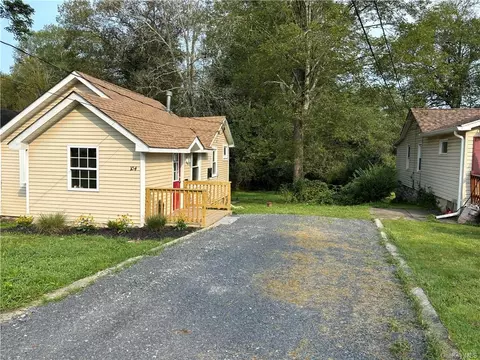 104 Sunset Trl, Shawangunk, NY 12566