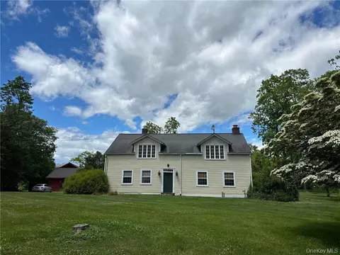 477 Canoe Hill Rd, Washington, NY 12545