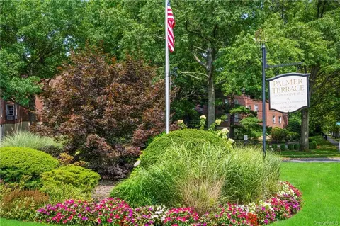 309 Palmer Ter #2D, Mamaroneck, NY 10543